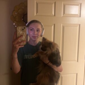 Meet your Posher, Paisley